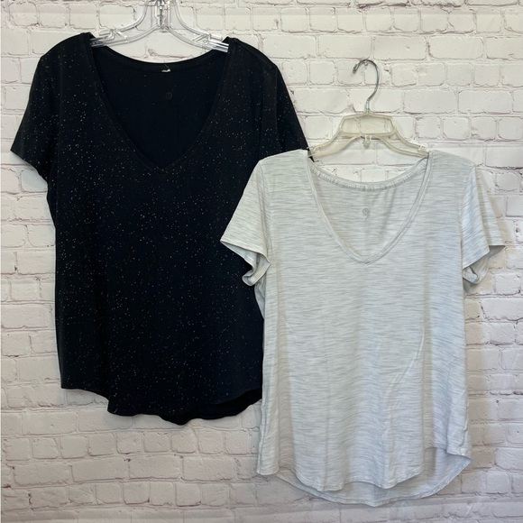 TWO Lululemon Love Tees - Grey and Black Splatter - Picture 1 of 13